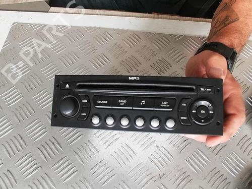 Radio CITROËN C4 I (LC_) 1.6 HDi (90 hp) 21332292