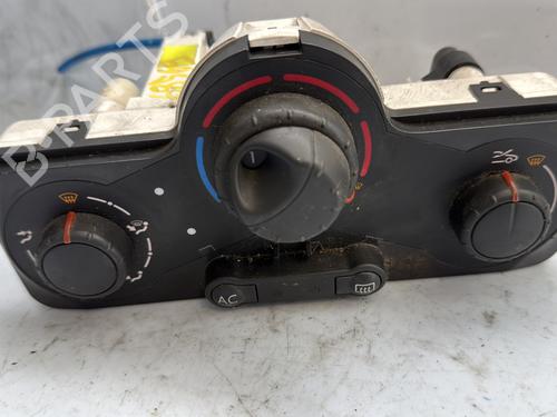 Climate control RENAULT CLIO III (BR0/1, CR0/1) 1.2 16V (BR02, BR0J, BR11, CR02, CR0J, CR11) | BP24646266I5 