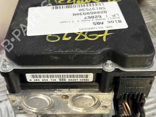 Used ABS pump RENAULT MEGANE II (BM0/1_, CM0/1_) 2.0 dCi (BM1K, CM1K) (150 hp) 21354884
