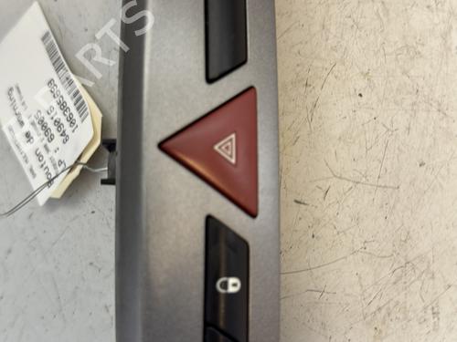 Warning switch PEUGEOT 308 I (4A_, 4C_) 1.6 HDi | BP26056490I22 