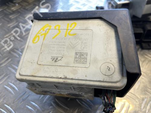 Used ABS pump PEUGEOT 208 I (CA_, CC_) 1.6 HDi (92 hp) 21330291