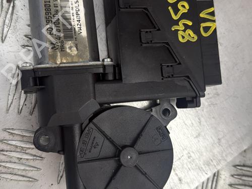 Used Right front window motor VW POLO IV (9N_, 9A_) 1.4 TDI (75 hp) 28543347