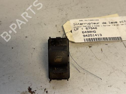 Used Right front window switch PEUGEOT PARTNER Tepee 1.6 HDi (109 hp) 21332041