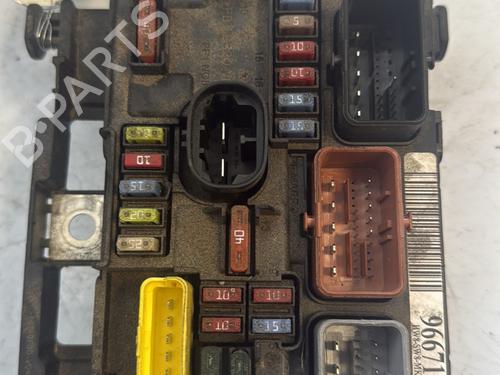 Fuse box CITROËN C3 Picasso (SH_) 1.6 HDi | BP27681878E1 