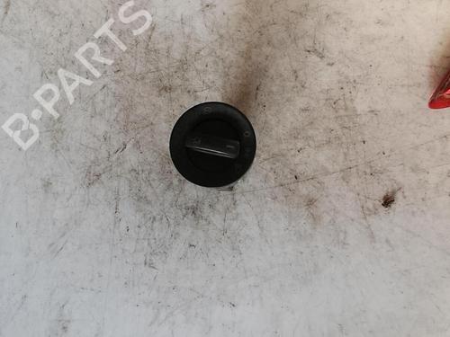 Headlight switch VW POLO (9N_, 9A_) 1.4 TDI | BP21334370I24 
