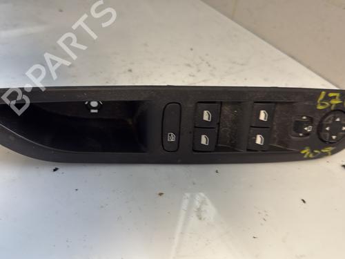 Left front window switch PEUGEOT 208 II (UB_, UP_, UW_, UJ_) e-208 | BP22232728I27 