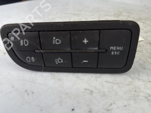 Headlight switch FIAT 500X (334_) 1.6 D Multijet (334AXA1B, 334AXA11) | BP24200803I24 