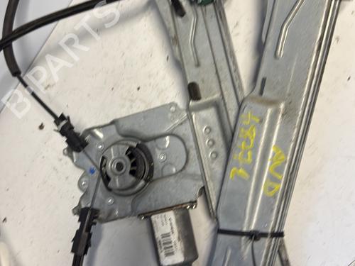 Used Front right window mechanism RENAULT CLIO III (BR0/1, CR0/1) 1.5 dCi (75 hp) 22596587