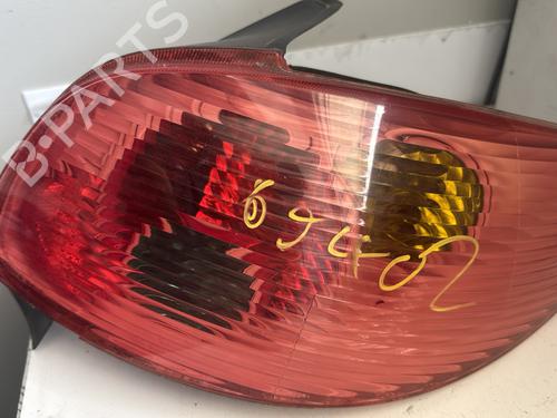 Right taillight PEUGEOT 206 Hatchback (2A/C) 1.4 i | BP26124795C35 