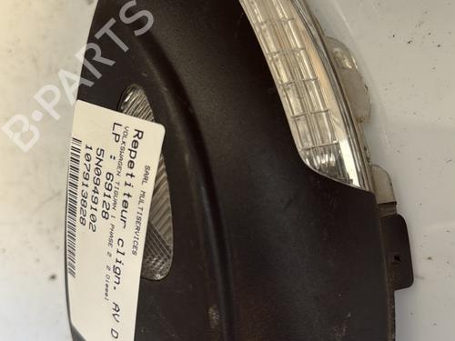 Used Right front indicator VW TIGUAN (5N_) 2.0 TDI (140 hp) 26929773