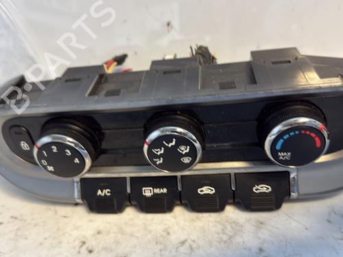 Used Climate control KIA RIO III (UB) 1.1 CRDi (75 hp) 24922652