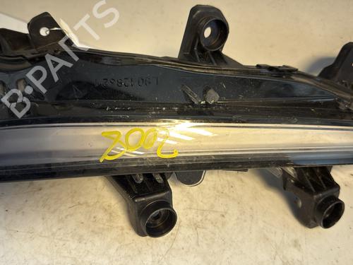 Used Left daytime light PEUGEOT 2008 II (UD_, US_, UY_, UJ_, UR_, UC_) 1.2 PureTech 130 (USHNS, URHNS) (130 hp) 25468327