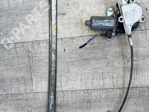 Used Front left window mechanism MERCEDES-BENZ VITO Bus (W638) 112 CDI 2.2 (638.194) (122 hp) 21359082
