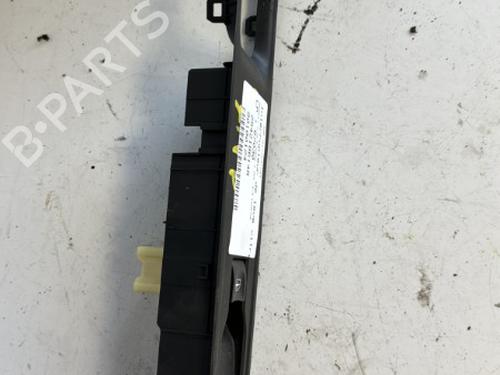 Right front window switch RENAULT CLIO IV (BH_) 0.9 TCe 90 (BHNF, BHMA, BHMH, BHJK, BHJR) | BP21346155I26 