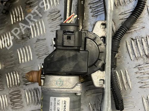 Used Front wiper motor FIAT PANDA (312_, 319_) 0.9 (312PXG1A) (86 hp) 21347290
