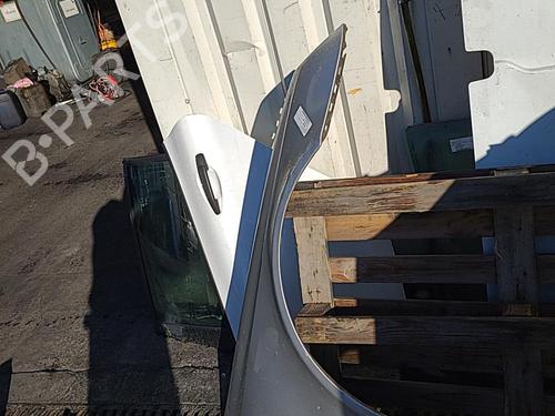 Used Right front fenders MERCEDES-BENZ E-CLASS (W211) E 220 CDI (211.006) (150 hp) 21344488