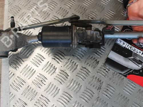 Used Front wiper motor MERCEDES-BENZ A-CLASS (W169) A 180 CDI (169.007, 169.307) (109 hp) 21356142