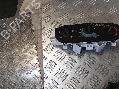 Used Climate control RENAULT TWINGO II (CN0_) 1.5 dCi (CN0E) (64 hp) 21328922