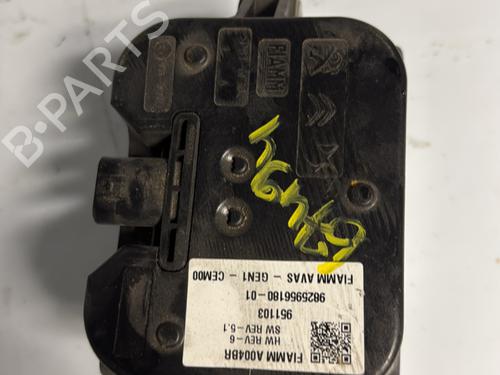 Used Horn PEUGEOT 208 II (UB_, UP_, UW_, UJ_) e-208 (136 hp) 22232691