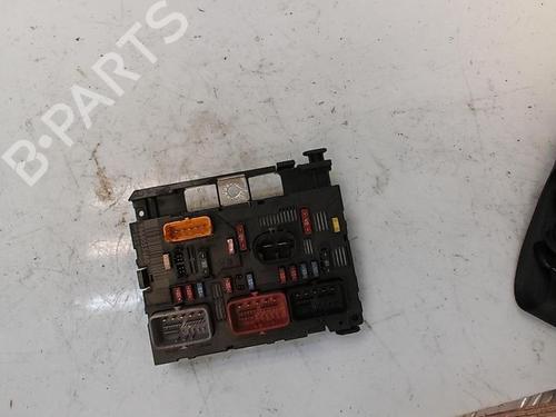 Used Fuse box CITROËN C2 (JM_) 1.1 (60 hp) 21335156