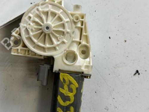 Right front window motor PEUGEOT 307 (3A/C) 1.4 16V | BP21357557E20 
