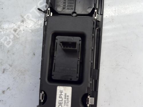 Right front window switch BMW 1 (E81) 118 i | BP24641386I26 