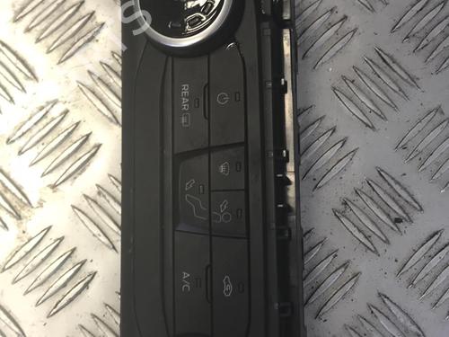 Used Climate control FORD FIESTA VII (HJ, HF) 1.0 EcoBoost (101 hp) 21343902