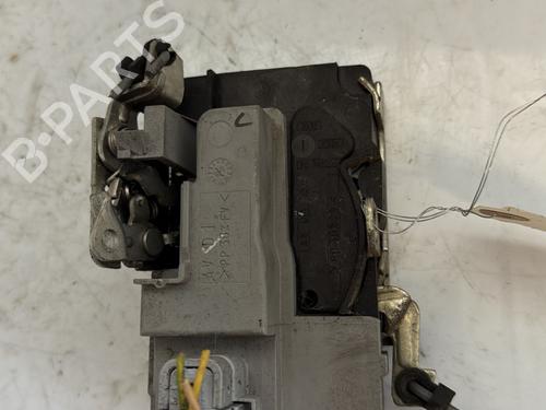 Used Front right lock PEUGEOT 206+ (2L_, 2M_) 1.4 HDi eco 70 (68 hp) 24150128