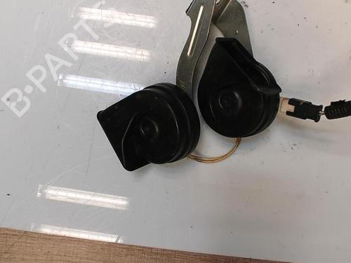 Horn PEUGEOT 3008 II SUV (MC_, MR_, MJ_, M4_) 1.2 THP/ PureTech 130 (MRHNSM, MRHNSU, MRHNSJ, MRHNYW,... | BP21352109E13 