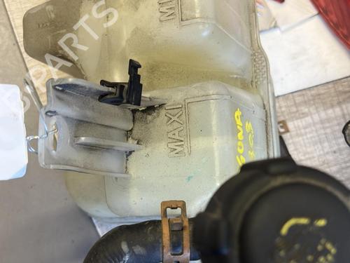 Used Expansion tank RENAULT LAGUNA II (BG0/1_) 1.9 dCi (BG1A, BG1V) (130 hp) 21338707