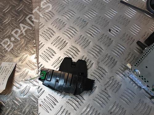 Used Tailgate lock PEUGEOT 308 I (4A_, 4C_) 1.6 HDi (90 hp) 21345048
