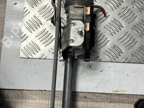 Used Front wiper motor VW GOLF VI (5K1) 1.6 TDI (105 hp) 25269502
