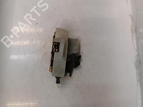 Serrure avant gauche RENAULT MEGANE I (BA0/1_) 1.6 e (BA0F, BA0S) (90 hp) 21327982