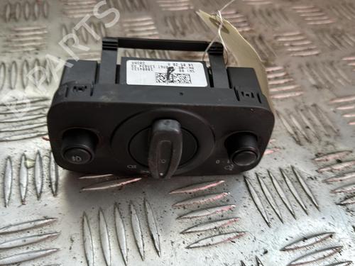 Used Headlight switch FORD FIESTA VI (CB1, CCN) 1.4 TDCi (70 hp) 21356878