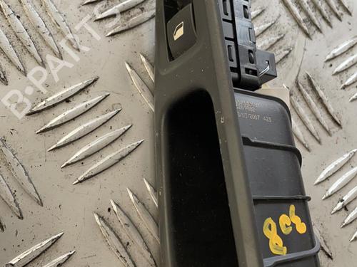 Used Right rear window switch PEUGEOT 308 I (4A_, 4C_) 1.6 HDi (109 hp) 21351365