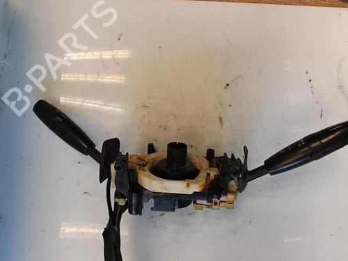 Switch KIA CARENS II MPV (FJ) 2.0 CRDi | BP21328304I30 