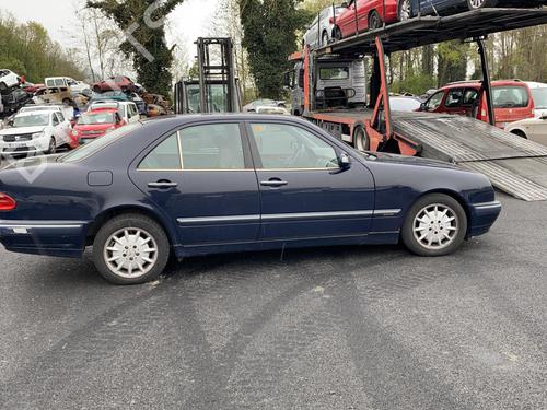 Højre foran tåkelykt MERCEDES-BENZ E-CLASS (W210) E 220 CDI (210.006) | BP21358799C31 