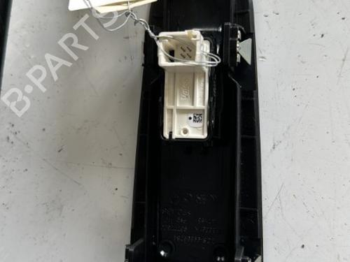 Right front window switch PEUGEOT 308 SW II (LC_, LJ_, LR_, LX_, L4_) 2.0 BlueHDi 150 | BP21353975I26 
