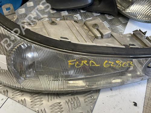Used Right headlight FORD MONDEO II Saloon (BFP) 1.6 i (90 hp) 21358462