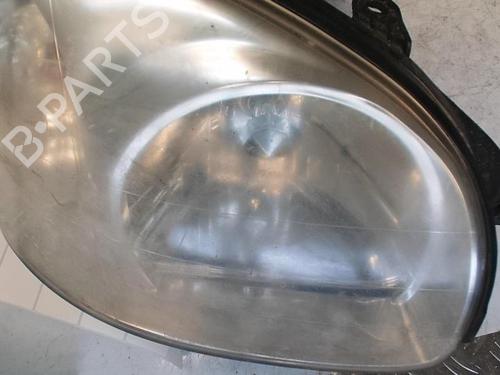 Used Right headlight HYUNDAI SANTA FÉ I (SM) 2.0 CRDi (113 hp) 21333622