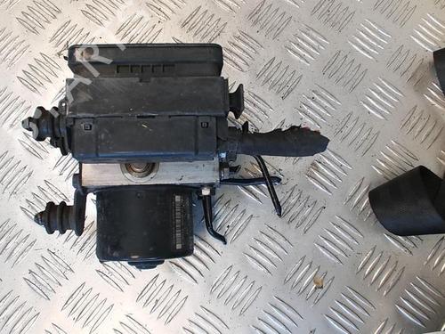 Used ABS pump VW TOURAN (1T1, 1T2) 2.0 TDI 16V (140 hp) 21332235