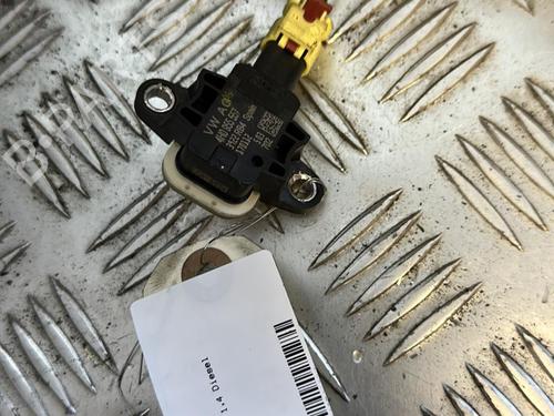Used Electronic module VW POLO V (6R1, 6C1) 1.4 TDI (75 hp) 21356541