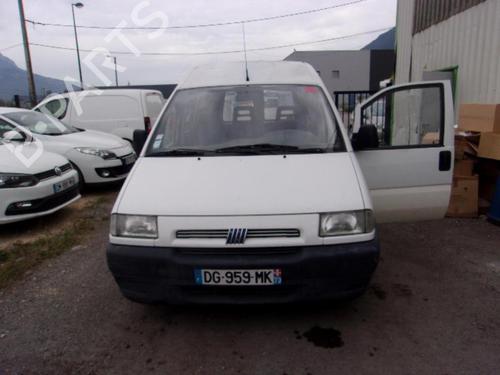Front right door window NISSAN MICRA III (K12) 1.4 16V | BP21808694C19 