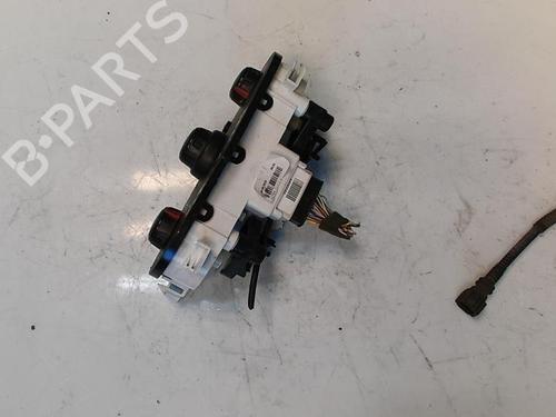 Used Climate control DACIA SANDERO II 1.0 SCe 75 (B8JC, B8JD) (73 hp) 21344464
