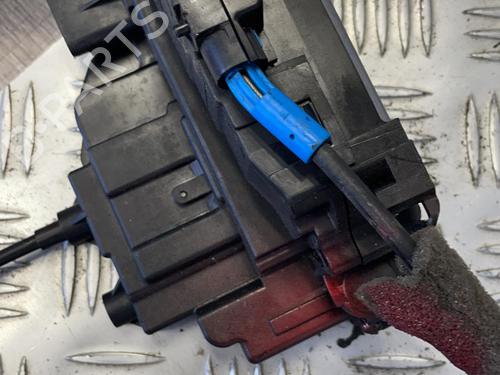Used Front right lock RENAULT MEGANE III Hatchback (BZ0/1_, B3_) 1.5 dCi (BZ09, BZ0D, BZ1W, BZ29, BZ14) (110 hp) 22412826