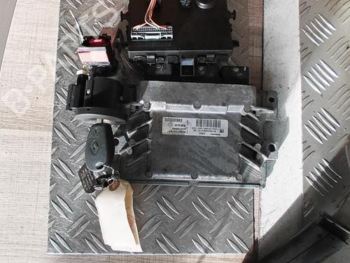 Used Electronic module RENAULT TWINGO II (CN0_) 1.2 (CN0D) (58 hp) 21335544