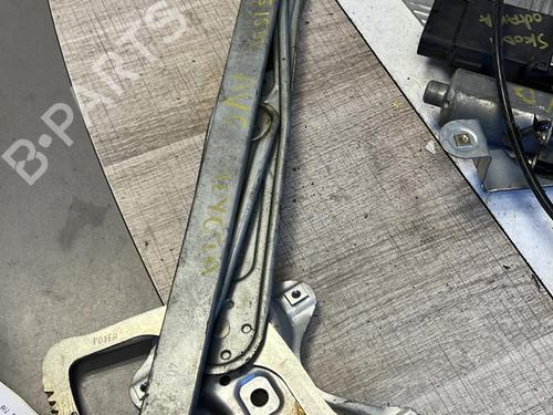 Used Front left window mechanism TOYOTA YARIS (_P9_) 1.4 D-4D (NLP90_, NLP90R) (90 hp) 21330719