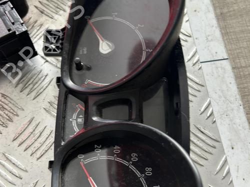 Used Instrument cluster FORD FIESTA VI (CB1, CCN) 1.4 TDCi (68 hp) 21338089