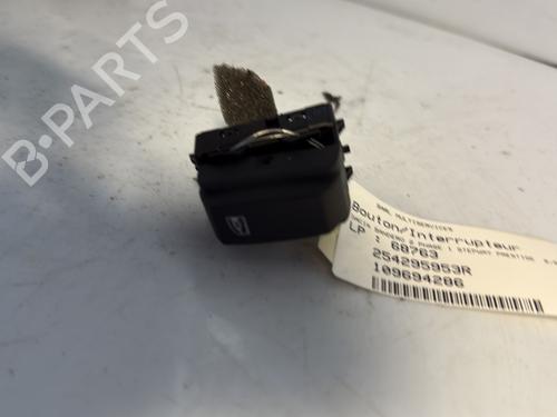 Used Switch DACIA SANDERO II TCe 90 (B8M1, B8MA, B8AC) (90 hp) 27617410