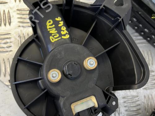 Used Heater blower motor FIAT GRANDE PUNTO (199_) 1.2 (65 hp) 21357258